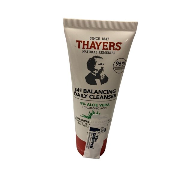 New Thayers Natural Remedy ph Balancing Daily Cleanser 5% Aloe Vera Hyaluronic A - Picture 1 of 3